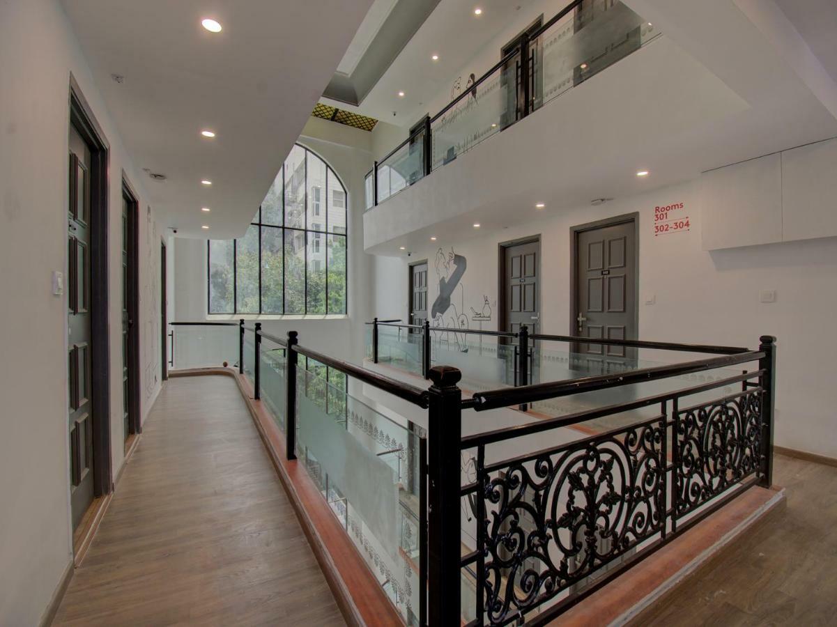Oyo Townhouse 150 Shreyas Colony Hotel Ahmedabad Buitenkant foto